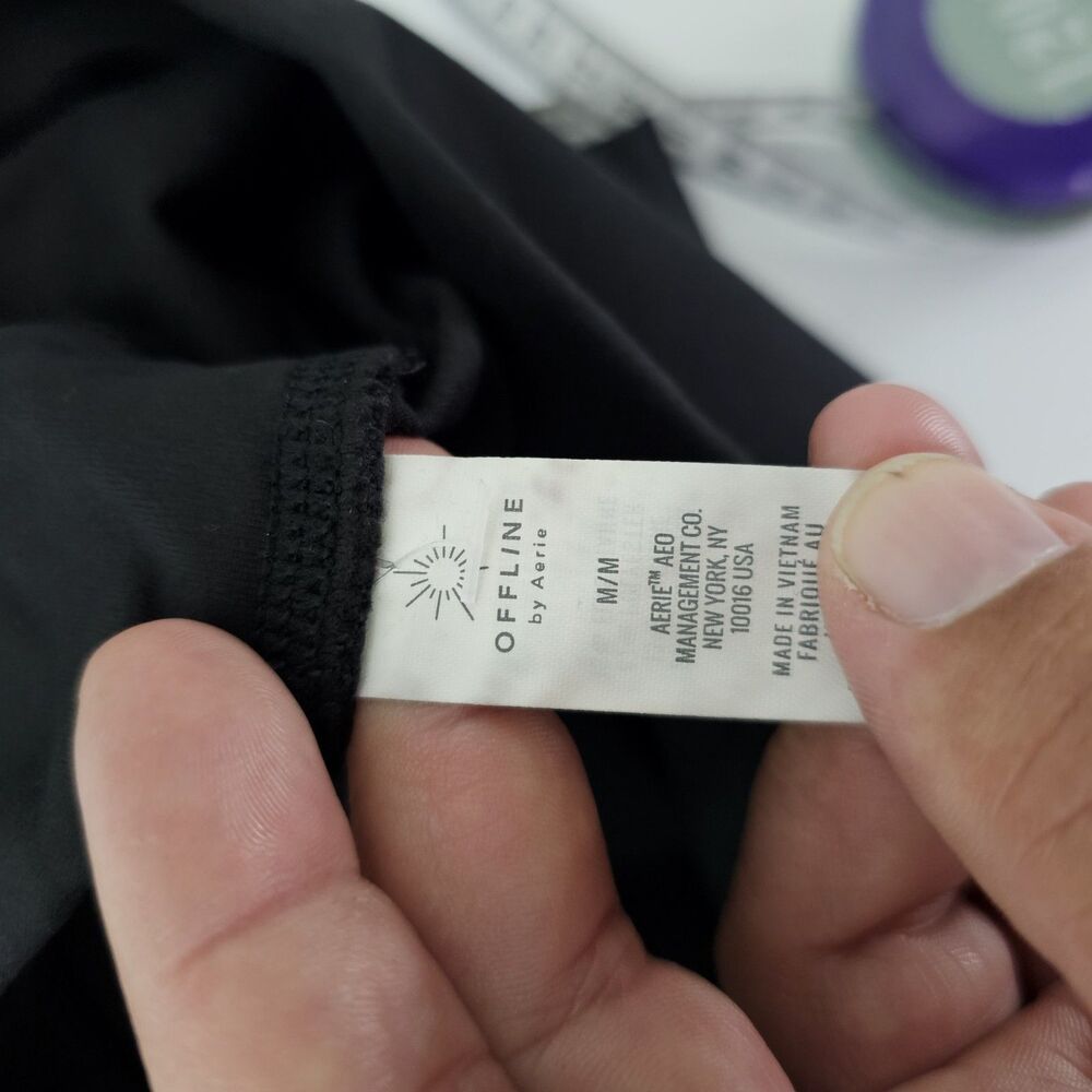 Offline By Aerie The Hugger Legging Hi-Rise Split Hem Black Size Medium - Picture 11 of 12
